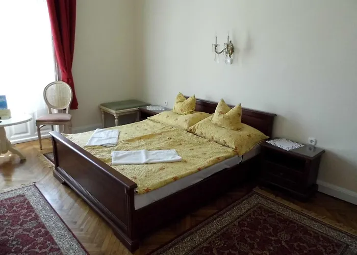 Quarto em Acomodações Particulares Anna *