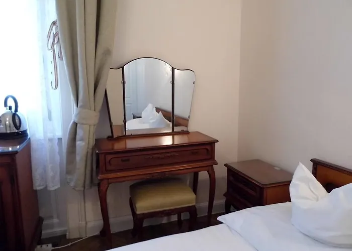 Quarto em Acomodações Particulares Anna *