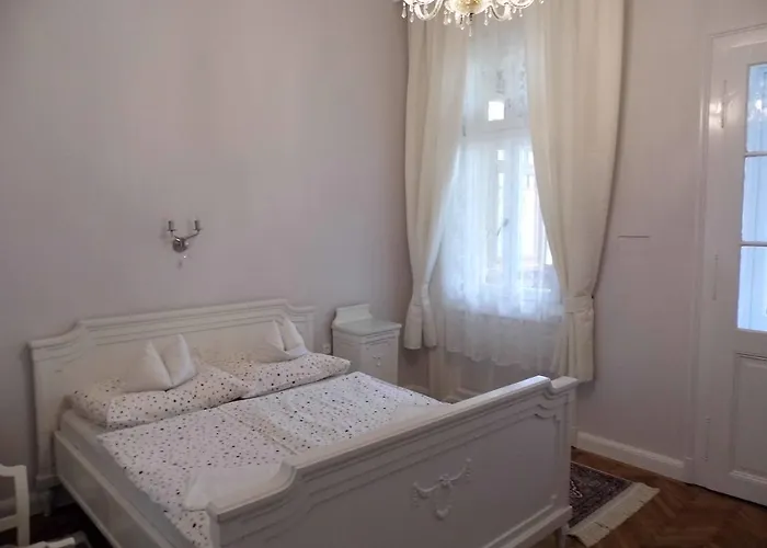 Quarto em Acomodações Particulares Anna Keszthely
