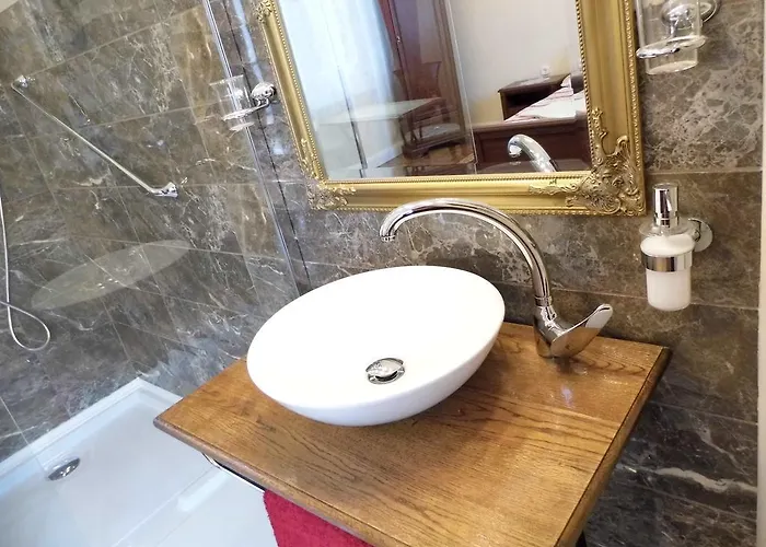 Quarto em Acomodações Particulares Anna